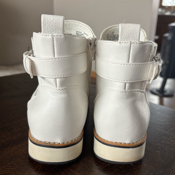 Womens Ivory White Ankle Boots with Silver Buckle Detail - Picture 3 of 9